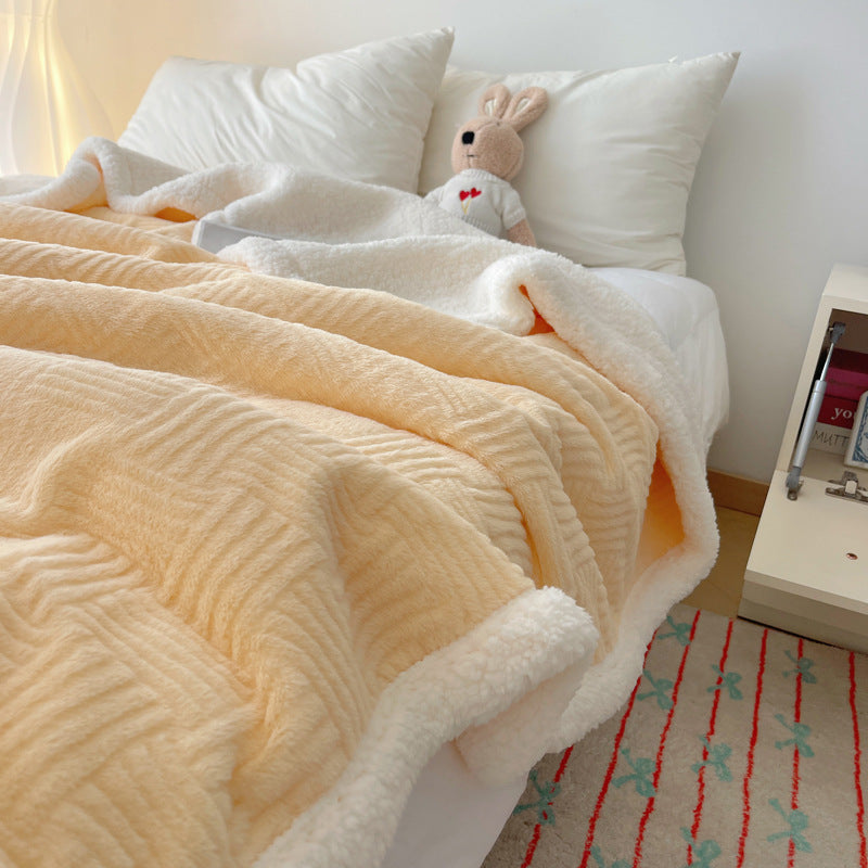 Ultra Soft Blanket – The sweetest hug for mom's rest moments