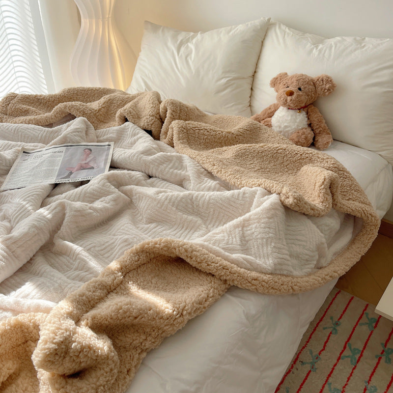 Ultra Soft Blanket – The sweetest hug for mom's rest moments